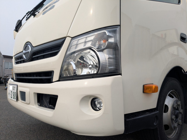 日野 デュトロ TPG-XZU702M(2WD)の写真16