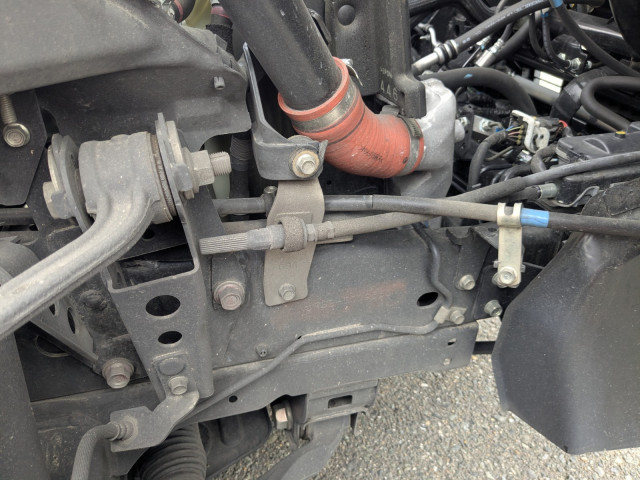 いすゞ エルフ 2TG-NJR88AF(2WD)の写真35