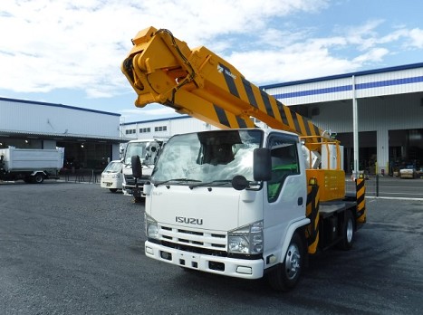 いすゞ  TKG-NKR85N その他