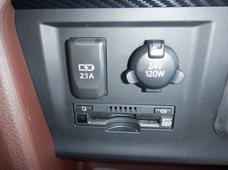 日野 2DG-FS1AJE(その他)の写真30