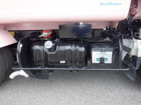 いすゞ TPG-NMR85N(その他)の写真18