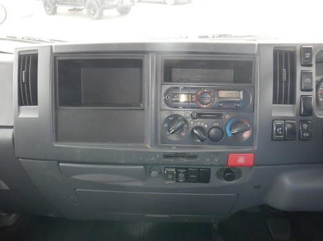 いすゞ TPG-NMR85N(その他)の写真29