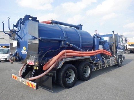 いすゞ  QKG-CYZ77AM(その他)の写真2