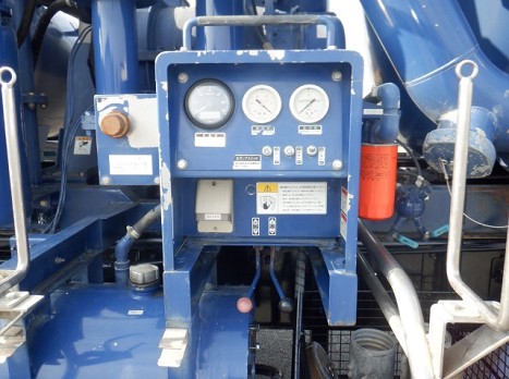 いすゞ  QKG-CYZ77AM(その他)の写真11