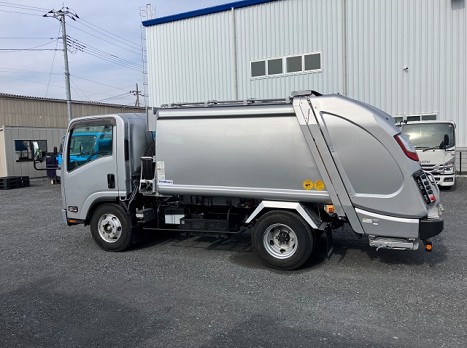 いすゞ  2PG-NPR88YN(その他)の写真7