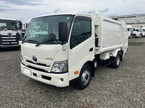 トヨタ  2KG-XZU700 その他