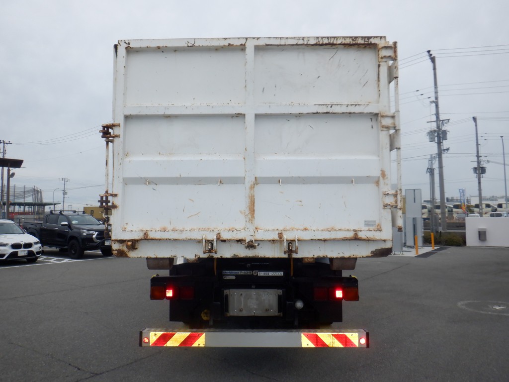 いすゞ  QKG-CYM77A(その他)の写真5