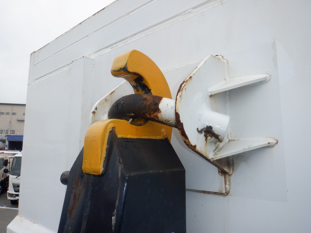 いすゞ  QKG-CYM77A(その他)の写真12