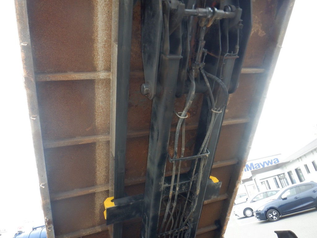 いすゞ  QKG-CYM77A(その他)の写真14