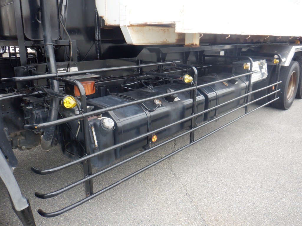 いすゞ  QKG-CYM77A(その他)の写真18