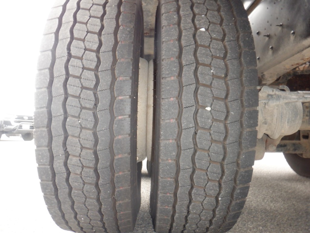 いすゞ  QKG-CYM77A(その他)の写真21