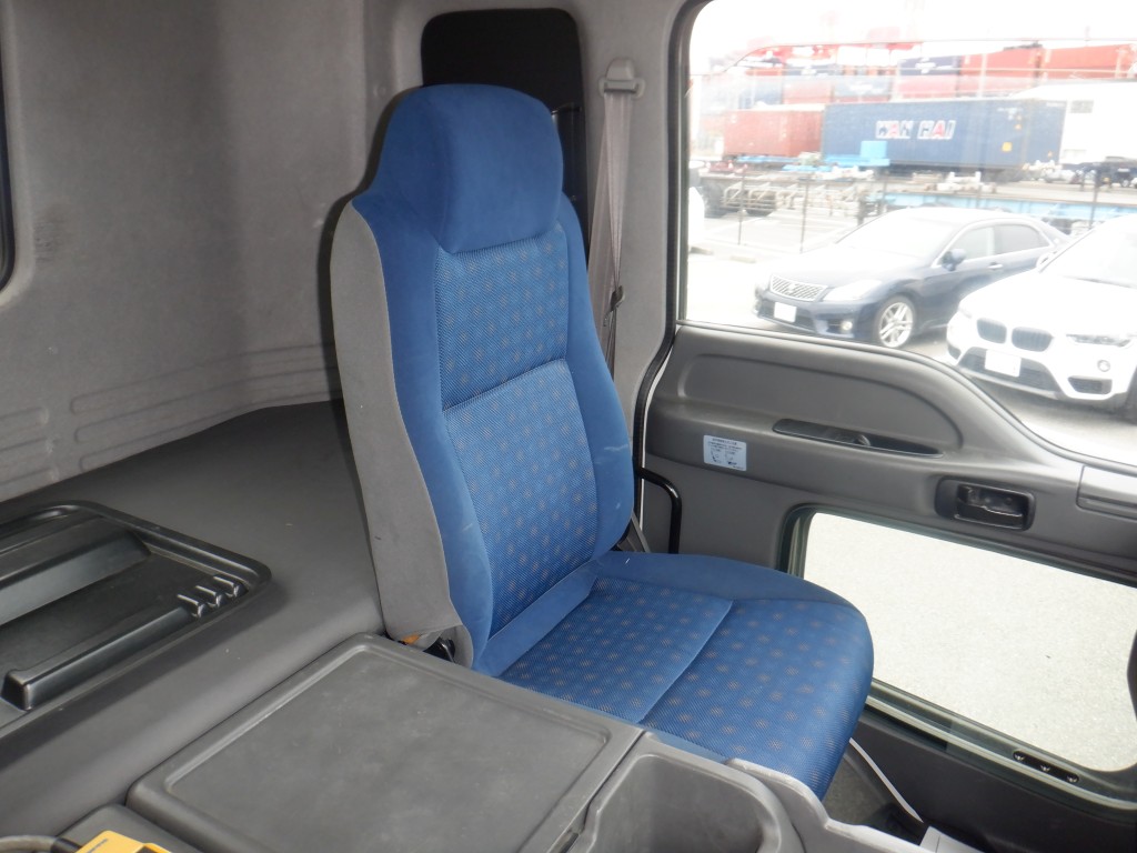 いすゞ  QKG-CYM77A(その他)の写真26