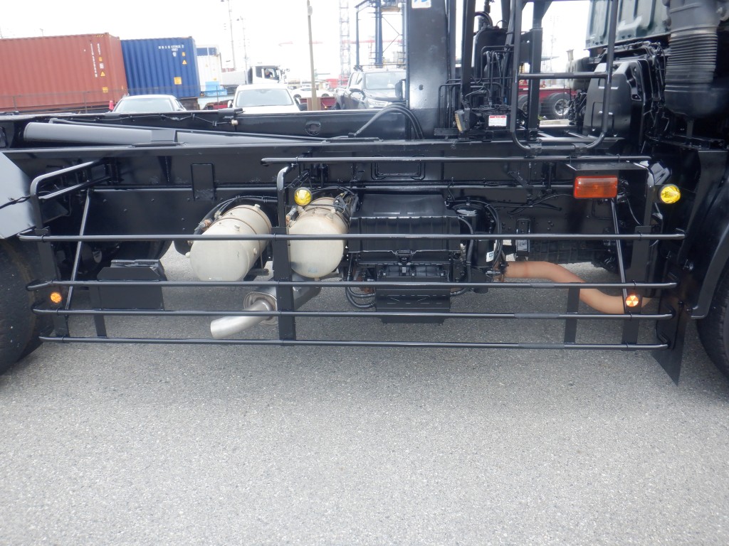 いすゞ  PDG-CYZ77Q8(その他)の写真17