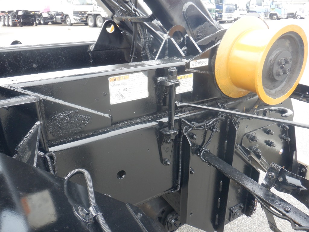 いすゞ  PDG-CYZ77Q8(その他)の写真19