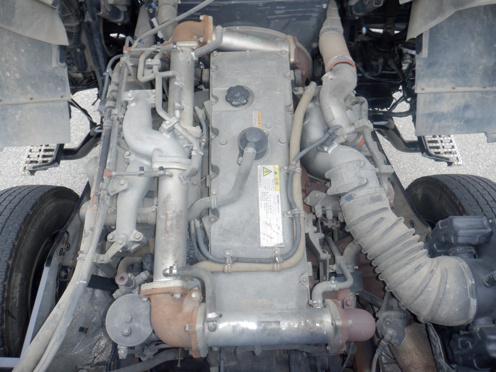 いすゞ  PDG-CYZ77Q8(その他)の写真23