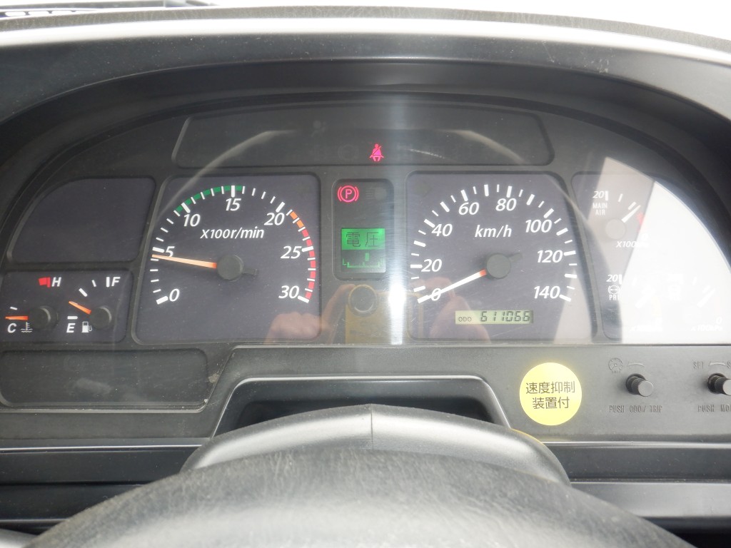 いすゞ  PDG-CYZ77Q8(その他)の写真29
