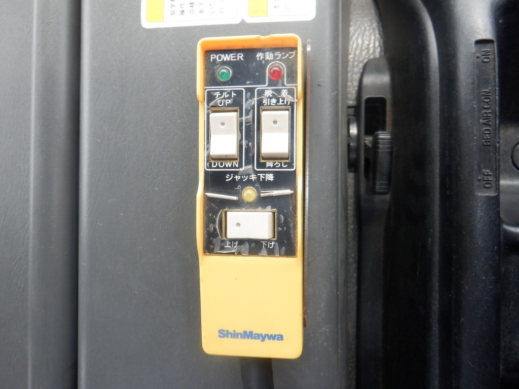 いすゞ  PDG-CYZ77Q8(その他)の写真30