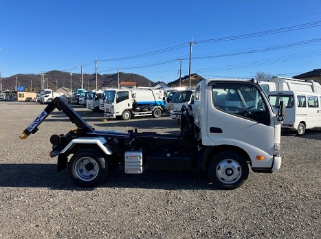 トヨタ  2KG-XZU605(その他)の写真9