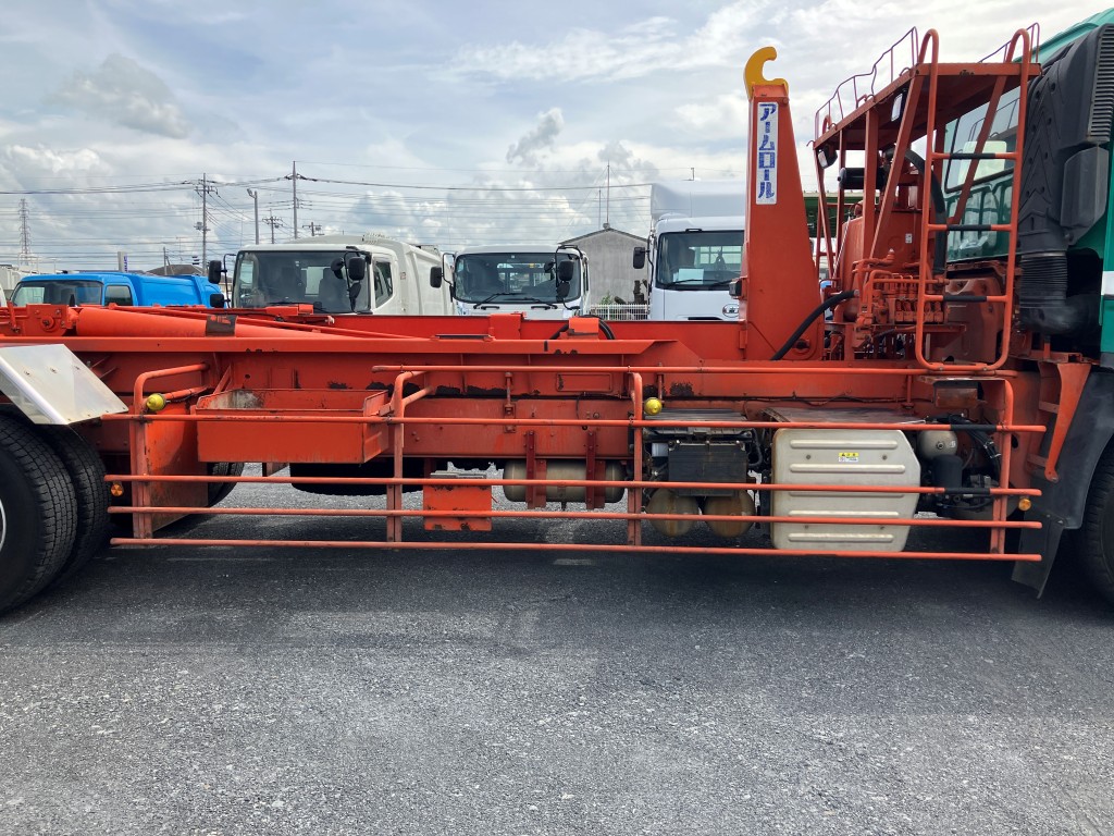 いすゞ LKG-CYZ77A(その他)の写真18