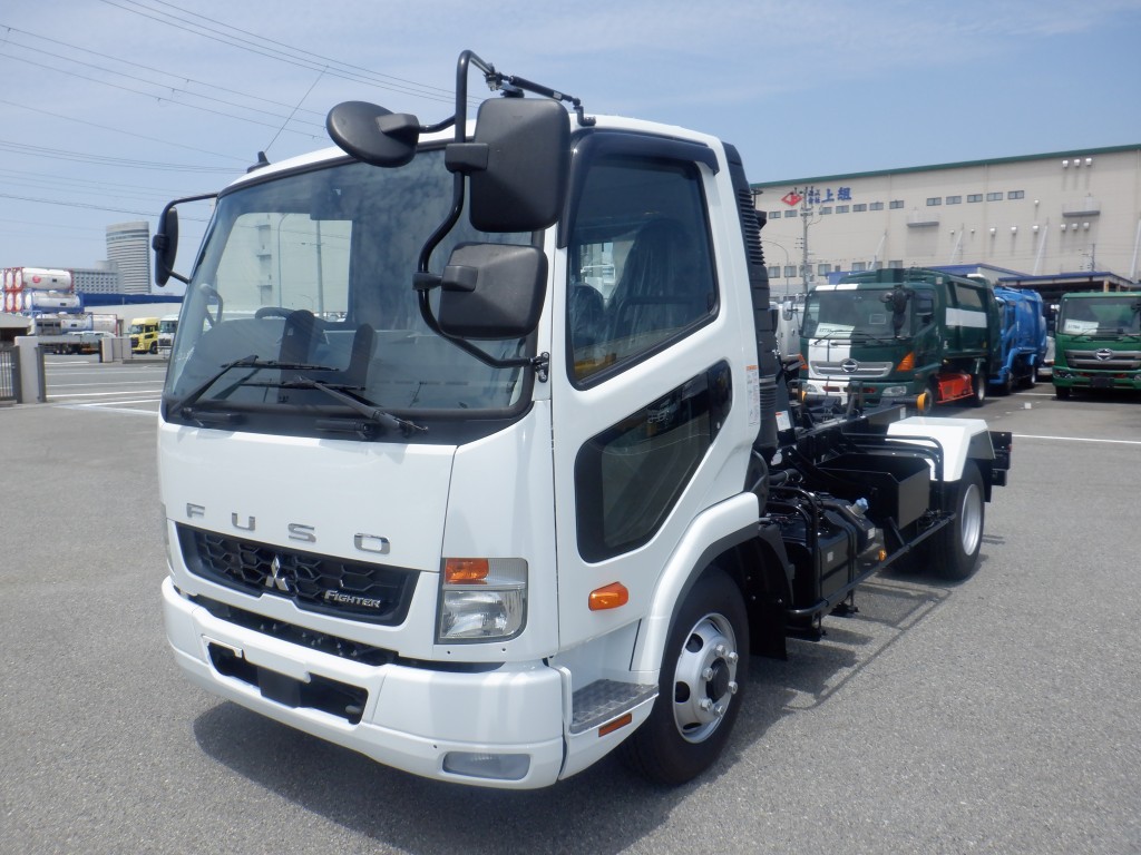 三菱  2KG-FK72F その他