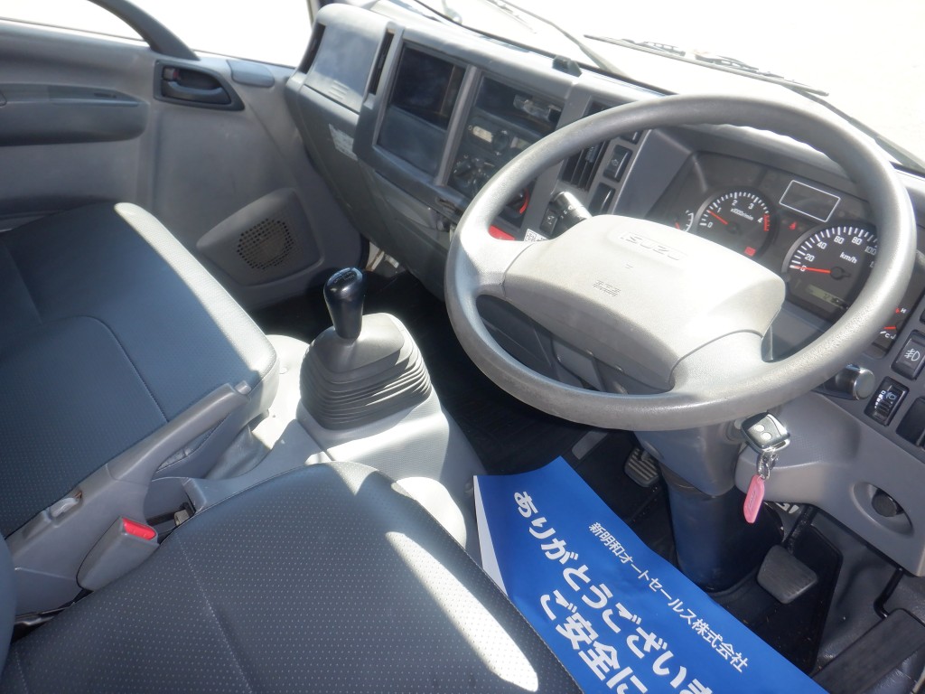 いすゞ TPG-NMR85AN(その他)の写真25