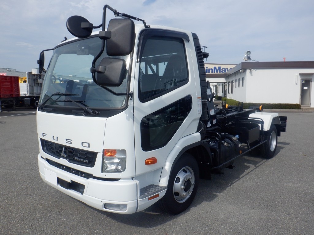 三菱  2KG-FK72F その他