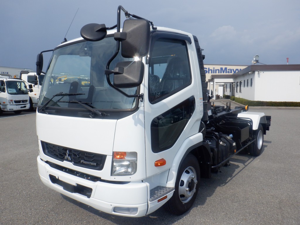 三菱  2KG-FK72F その他