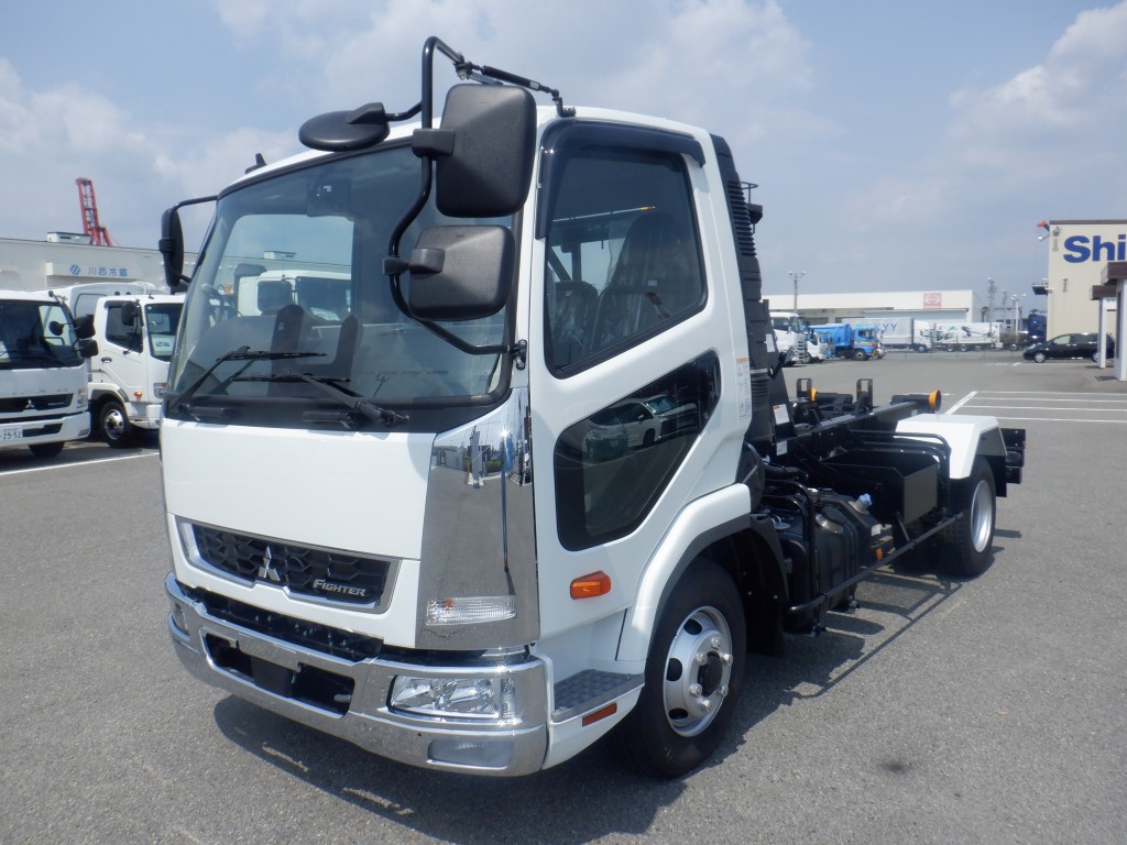 三菱  2KG-FK72F その他