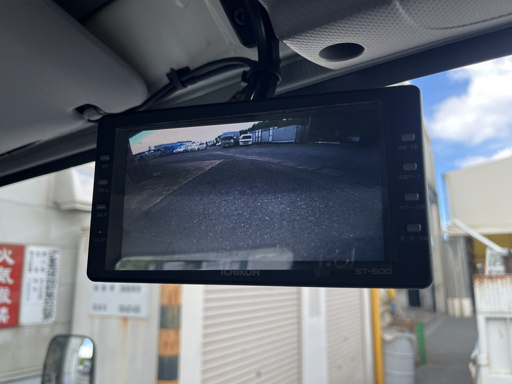 いすゞ エルフ 2RG-NLR88AR(2WD)の写真18