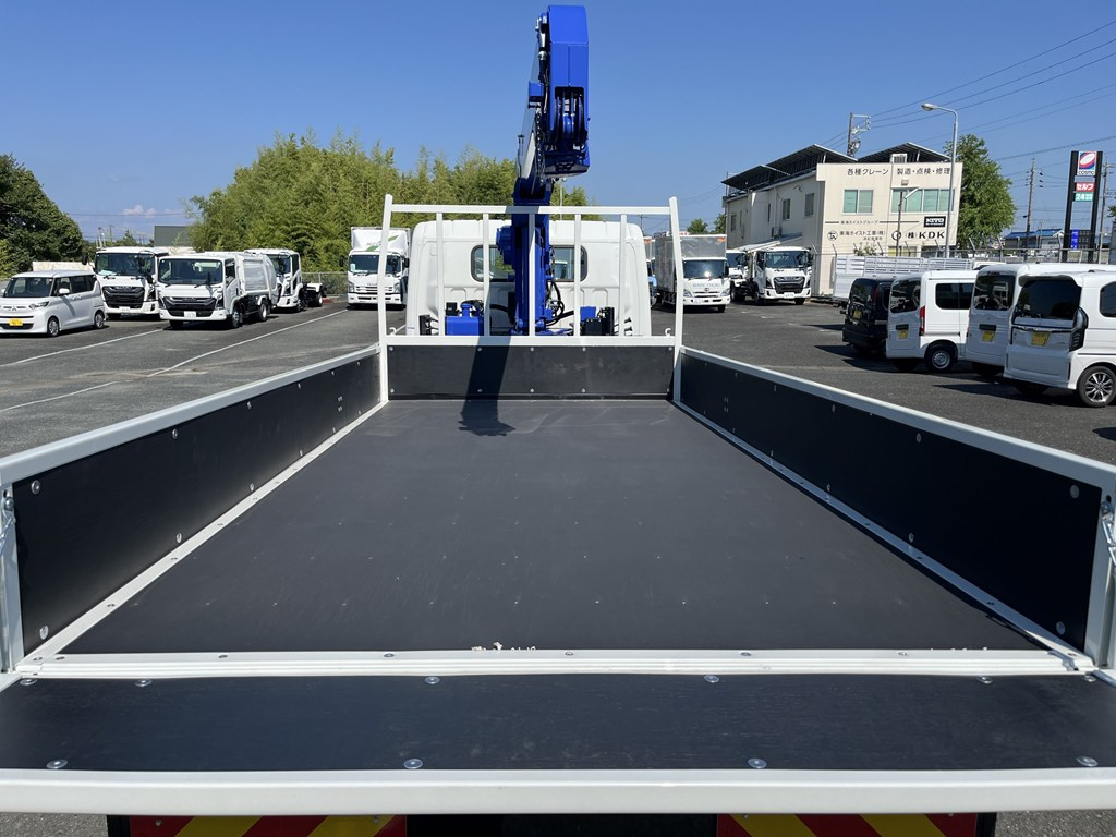 三菱 キャンター 2RG-FEB80(2WD)の写真6