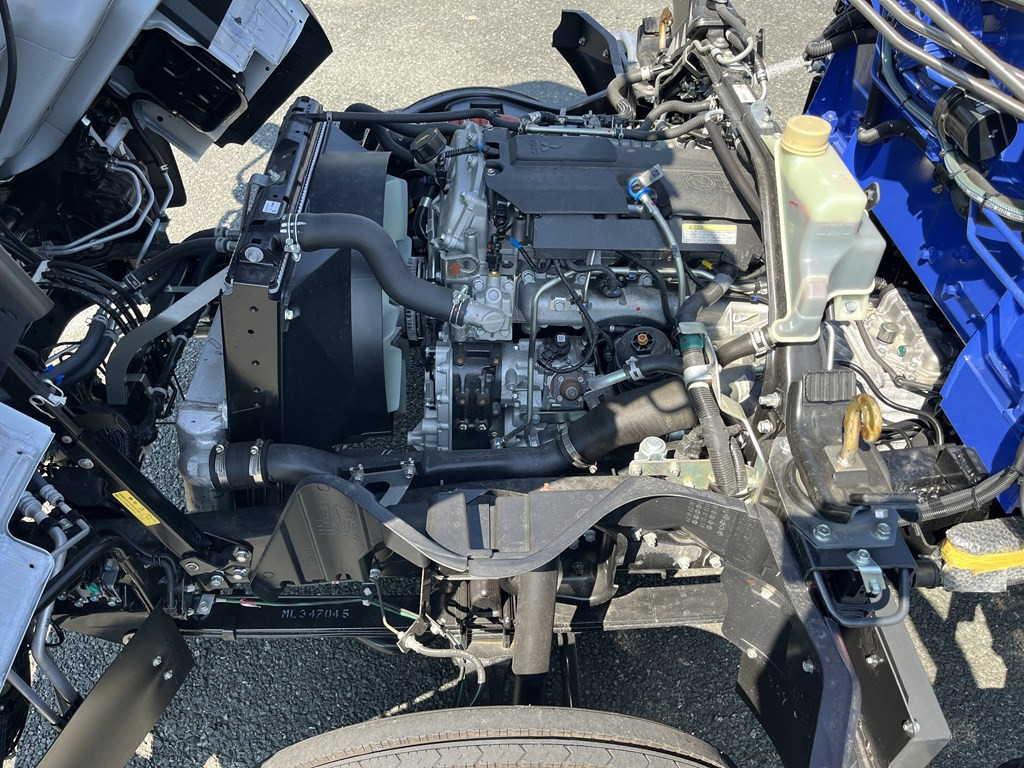 三菱 キャンター 2RG-FEB80(2WD)の写真17