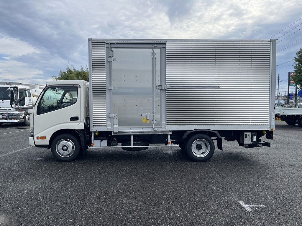 日野 デュトロ 2KG-XZU655M(2WD)の写真7