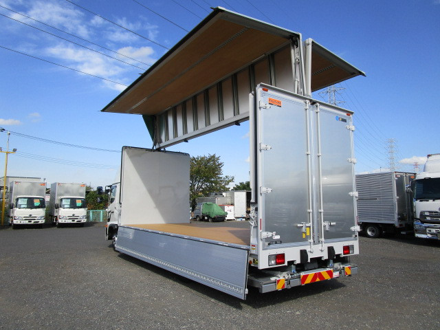 日野 レンジャー 2KG-FD2ABG(2WD)の写真9