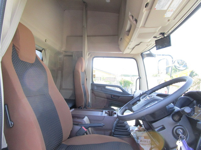 日野 レンジャー 2KG-FD2ABG(2WD)の写真16
