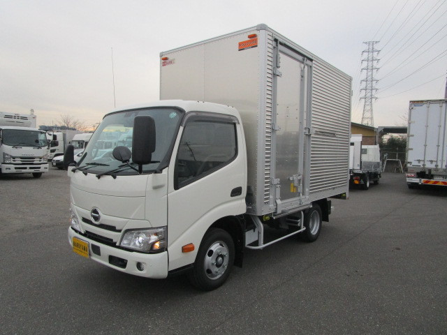 日野 デュトロ 2KG-XZU605M(2WD)の写真1