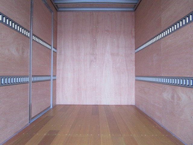 日野 デュトロ 2KG-XZU605M(2WD)の写真9