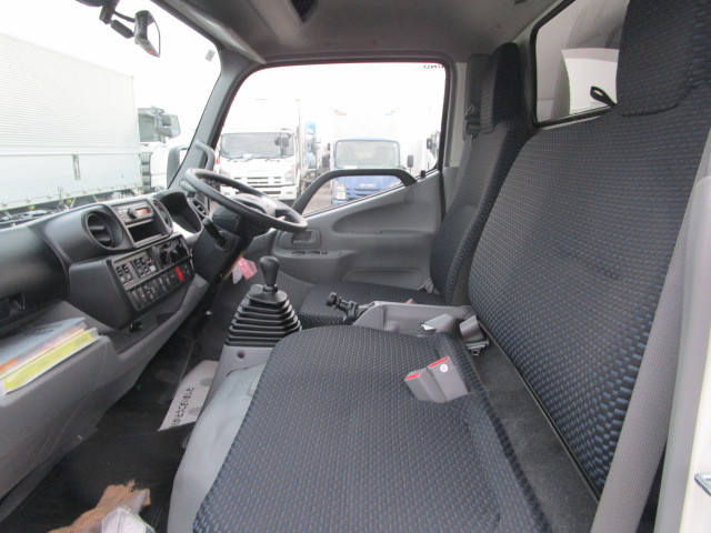 日野 デュトロ 2KG-XZU605M(2WD)の写真20