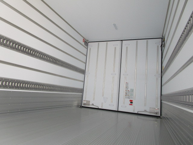 日野 レンジャー 2PG-FD2ABG(2WD)の写真32