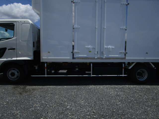 日野 レンジャー 2PG-FD2ABG(2WD)の写真41