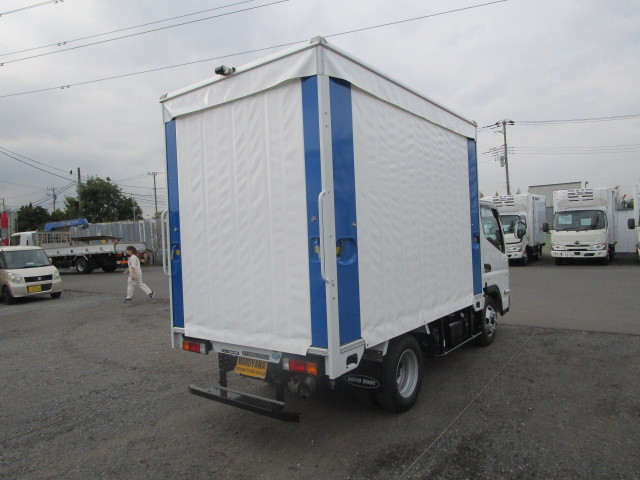 三菱 キャンター 2RG-FBA20(2WD)の写真4