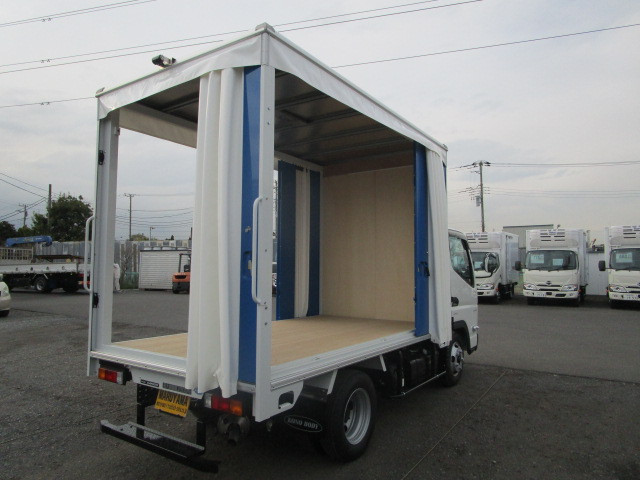 三菱 キャンター 2RG-FBA20(2WD)の写真11