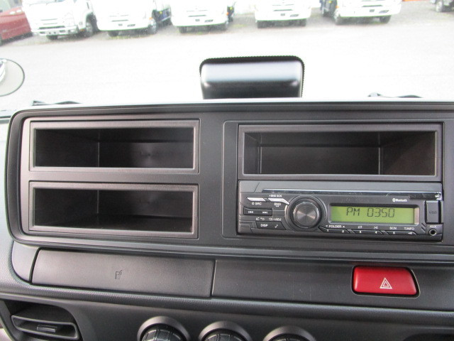 三菱 キャンター 2RG-FBA20(2WD)の写真20