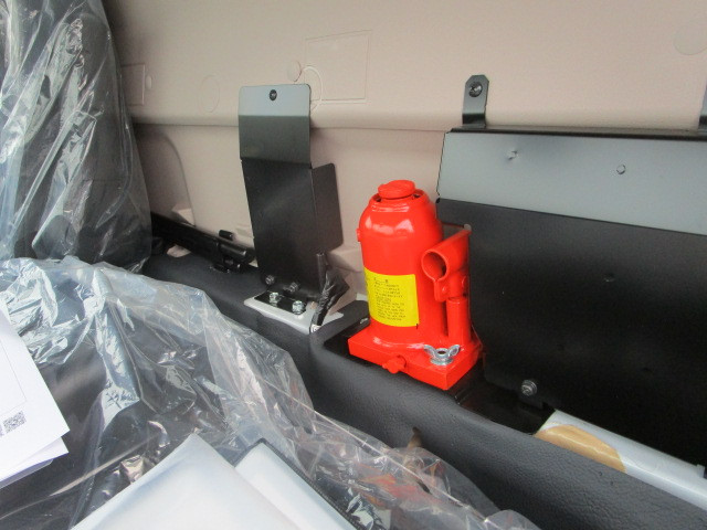 三菱 キャンター 2RG-FBA20(2WD)の写真25