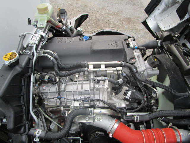 三菱 キャンター 2RG-FBA20(2WD)の写真28