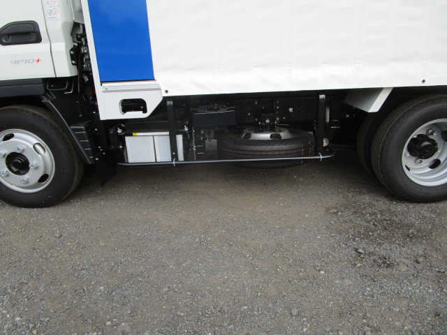 三菱 キャンター 2RG-FBA20(2WD)の写真35