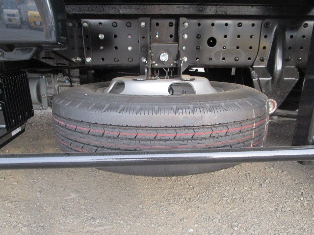 三菱 キャンター 2RG-FBA20(2WD)の写真42