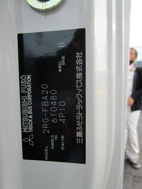 三菱 キャンター 2RG-FBA20(2WD)の写真46