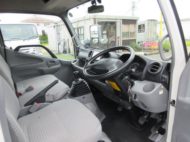 トヨタ ダイナ TKG-XZU645(2WD)の写真11