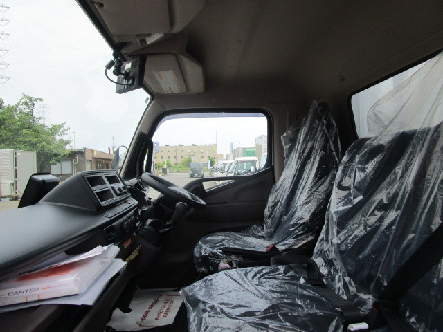 三菱 キャンター 2PG-FEB90(2WD)の写真27