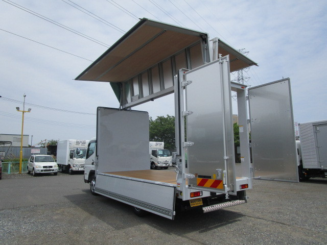 三菱 キャンター 2PG-FEB90(2WD)の写真40